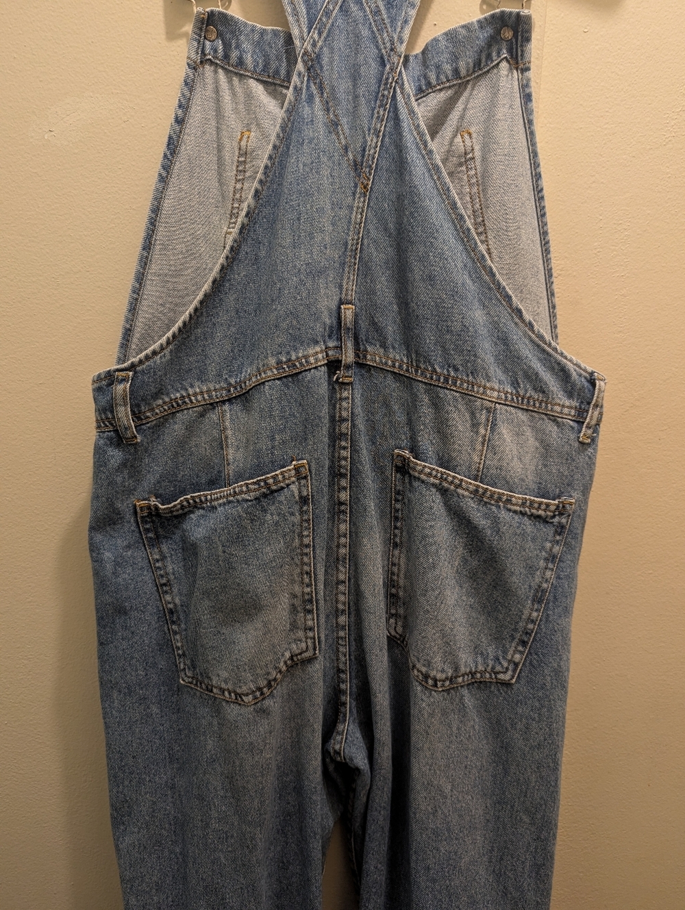 Free People We The Free Ziggy Distressed Ripped Knees Denim Overalls- M - Picture 13 of 16